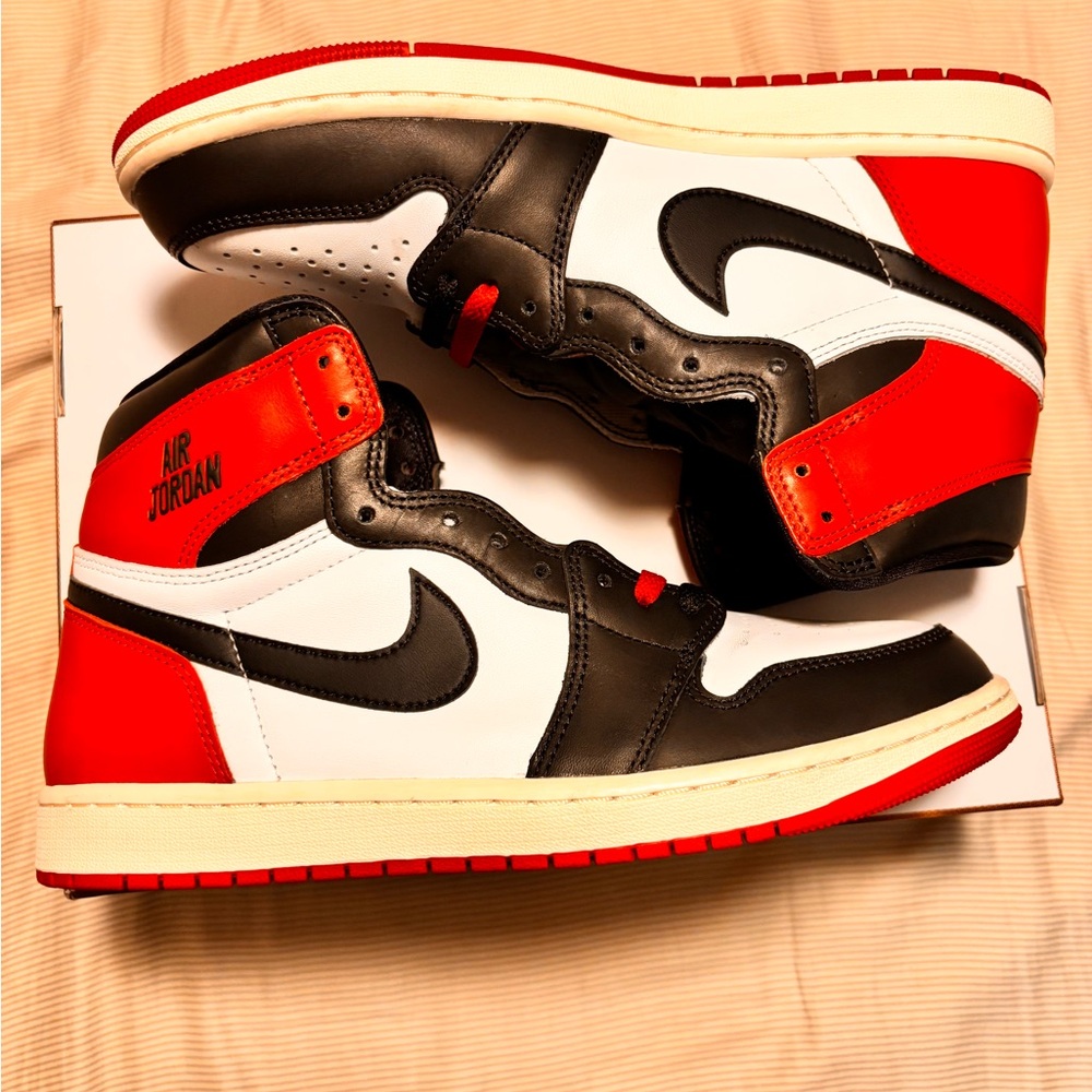 Jordan 1 Retro Black Toe Reimagined - Size 11 - Worn 1 Time - Like New